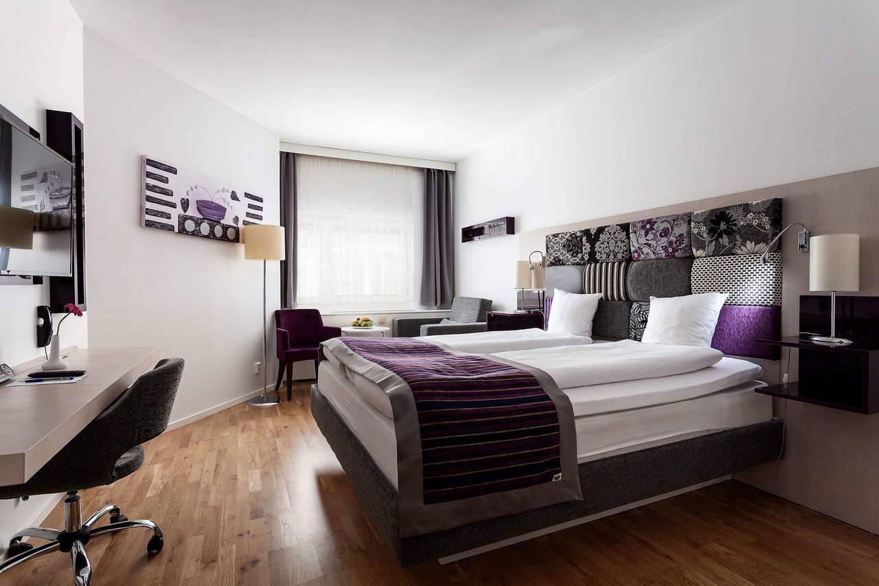 Solna Park & Hotel Eksteriør billede
